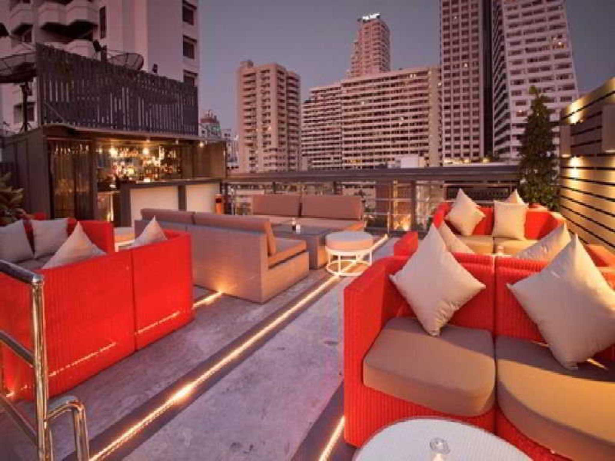 Hotel Solo, Sukhumvit 2, Bangkok - Sha Extra Plus Екстериор снимка