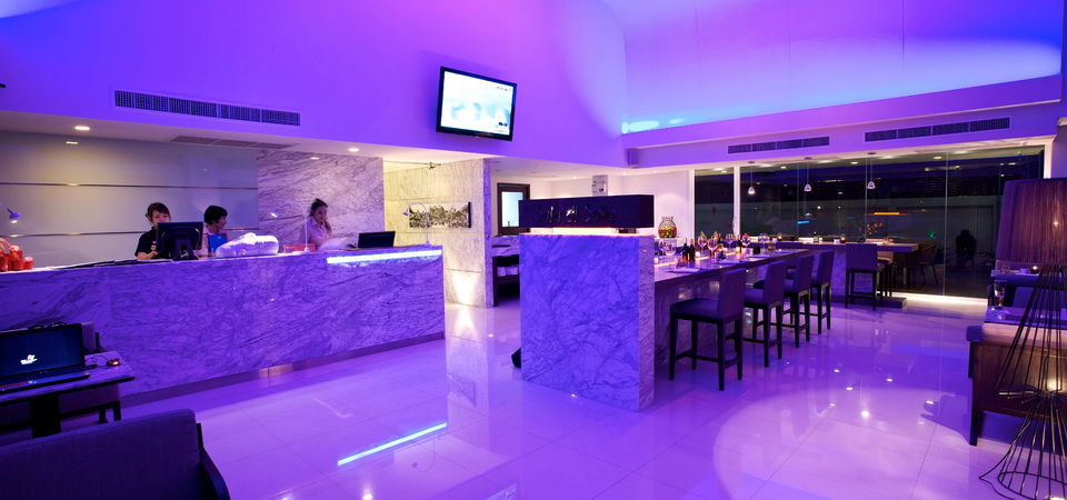 Hotel Solo, Sukhumvit 2, Bangkok - Sha Extra Plus Екстериор снимка